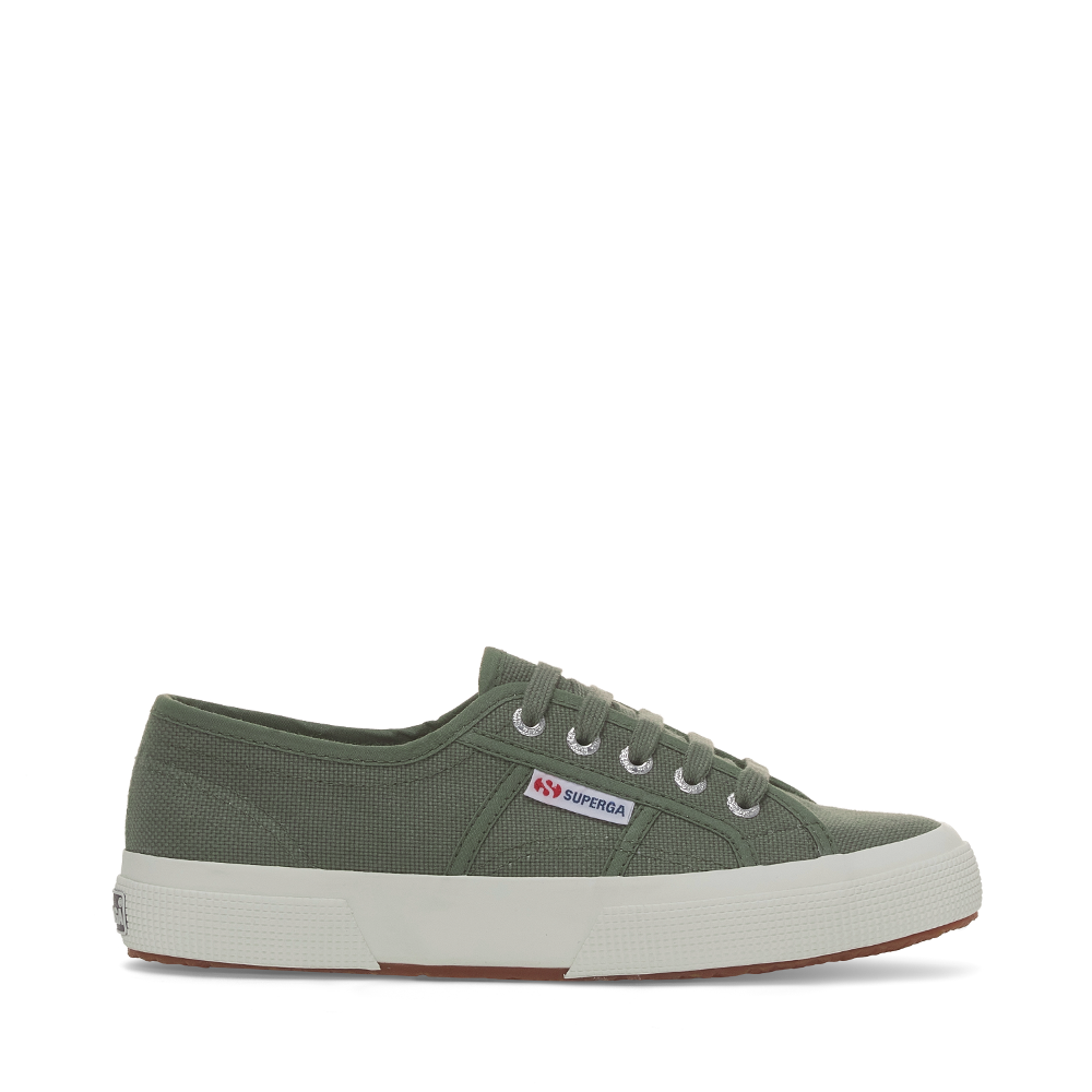 Green superga best sale shoes