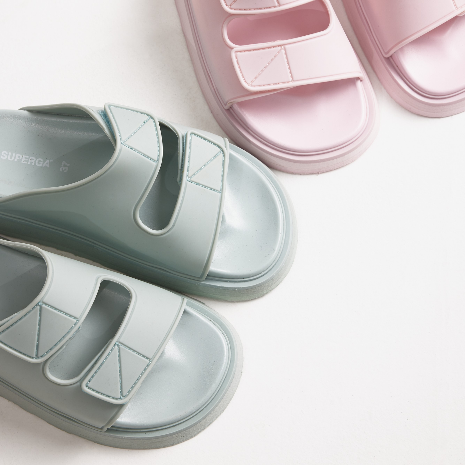 Women's Slides