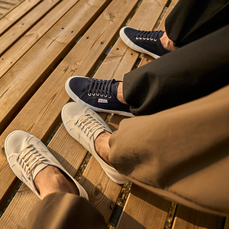 Men's Canvas